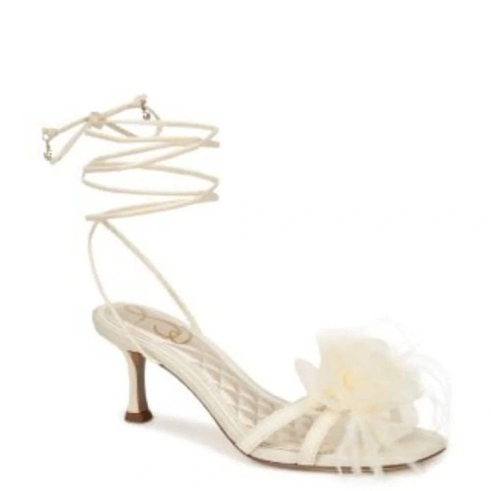 NEW Sam Edelman Pammie Cream Ivory Silk Kitten Heels - size 8 - Picture 2 of 5